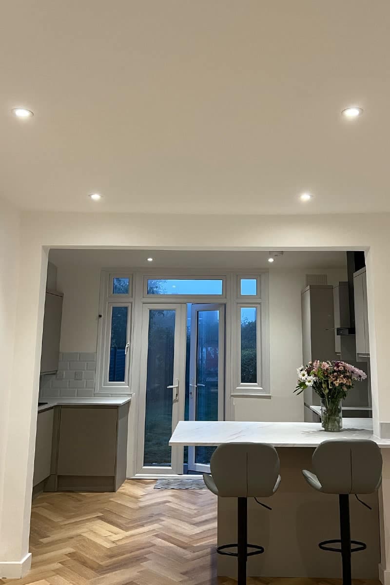 Downlight installation, Rowley